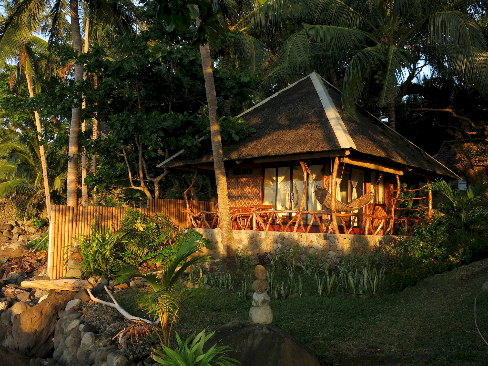 Camiguin Volcan Beach Eco Retreat & Dive Resort Mambajao Exterior foto