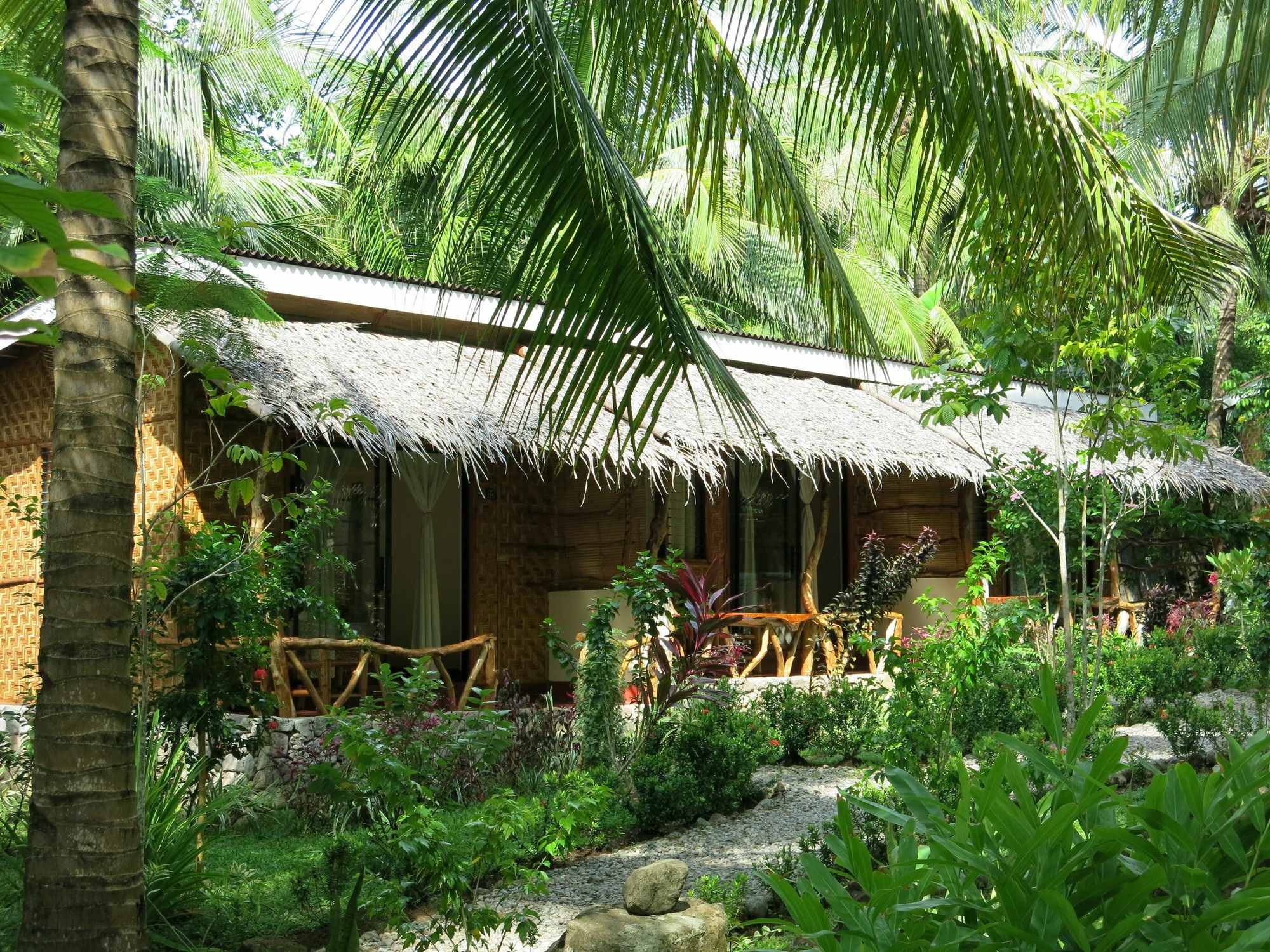 Camiguin Volcan Beach Eco Retreat & Dive Resort Mambajao Exterior foto